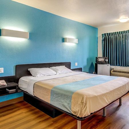 Motel 6 Waco - Lacy Lakeview Bellmead Zewnętrze zdjęcie