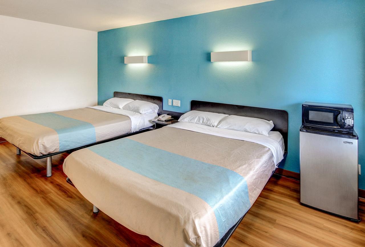 Motel 6 Waco - Lacy Lakeview Bellmead Zewnętrze zdjęcie